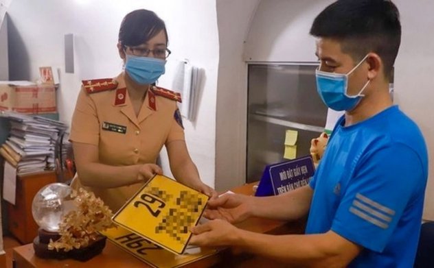 Từ 15/8, xe biển 3 hoặc 4 số có buộc đổi sang biển số định danh không?