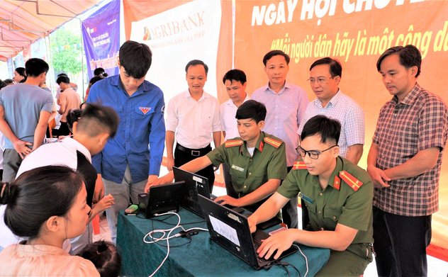 Hương Khê hoàn thành tổ chức Ngày hội Chuyển đổi số tại các địa phương