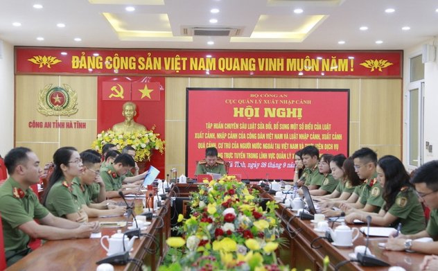 Công an Hà Tĩnh dự hội nghị triển khai thực hiện hiệu quả Luật số 23 trong lĩnh vực xuất nhập cảnh 