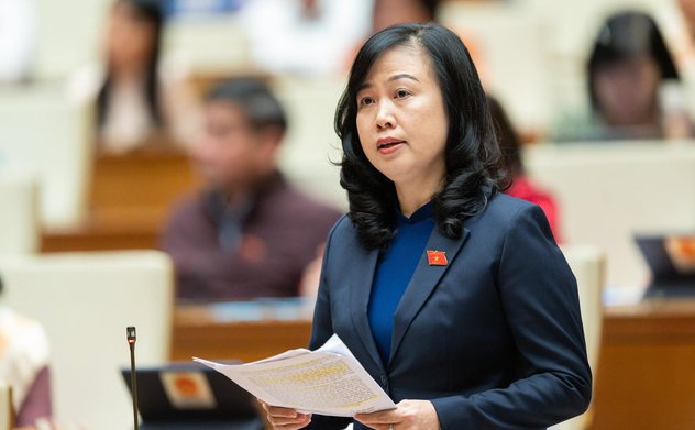 Bộ trưởng Bộ Y tế thông tin về mua sắm, đấu thầu vaccine tiêm chủng mở rộng