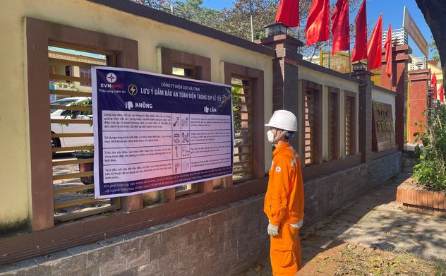 Đảm bảo an toàn điện cho các công trình trang trí ngày Tết, mục tiêu hướng tới của PC Hà Tĩnh