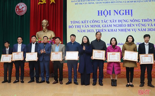 Phấn đấu đưa Cẩm Xuyên đạt chuẩn huyện NTM nâng cao cuối năm 2024