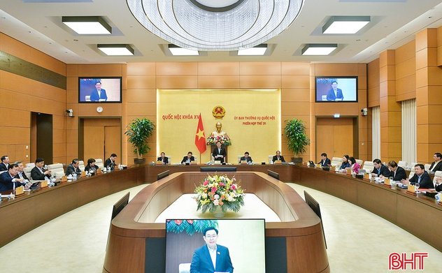 Ủy ban Thường vụ Quốc hội tổ chức hoạt động chất vấn lĩnh vực tài chính và ngoại giao 