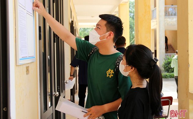 1.130 thí sinh Hà Tĩnh tham gia thi chọn học sinh giỏi tỉnh lớp 11