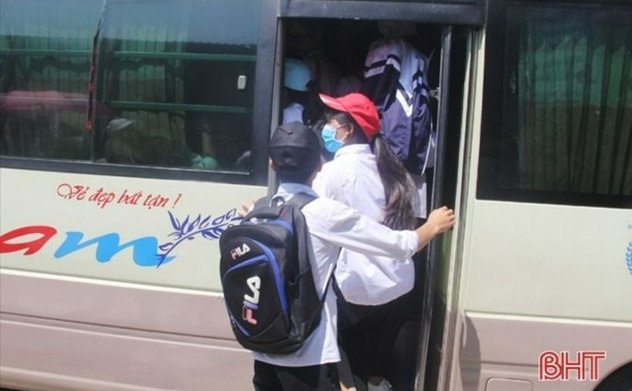 Xử lý nghiêm các vi phạm đối với xe ô tô làm dịch vụ đưa đón học sinh 