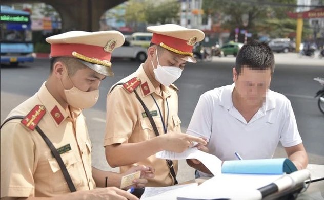 Bỏ đề xuất cảnh sát giao thông được trích lại 70% tiền xử phạt 