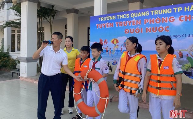 Trang bị kiến thức phòng, chống đuối nước cho học sinh Hà Tĩnh 