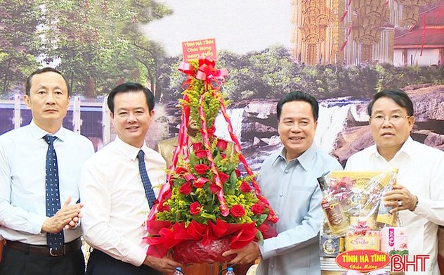 Hà Tĩnh và Bolikhămxay tăng cường hợp tác phát triển kinh tế - xã hội