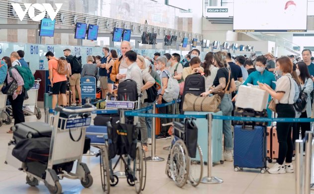 Yêu cầu các hãng bay tăng chuyến đáp ứng nhu cầu dịp nghỉ lễ 30/4-1/5 