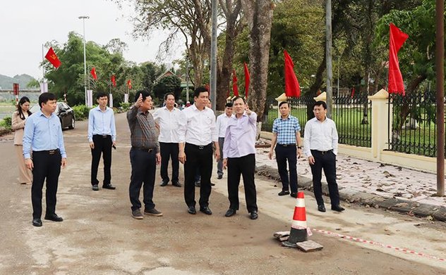 Bí thư Tỉnh ủy kiểm tra công tác chuẩn bị cho lễ kỷ niệm 120 năm ngày sinh Tổng Bí thư Trần Phú 