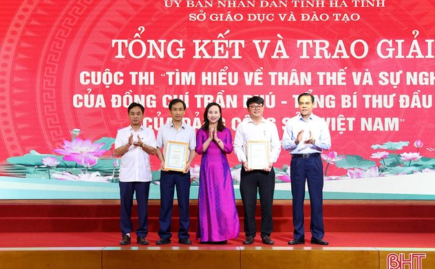 Trao giải cuộc thi tìm hiểu thân thế và sự nghiệp của đồng chí Trần Phú