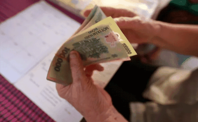 Cần kiểm soát giá cả để việc tăng lương thực sự có ý nghĩa 