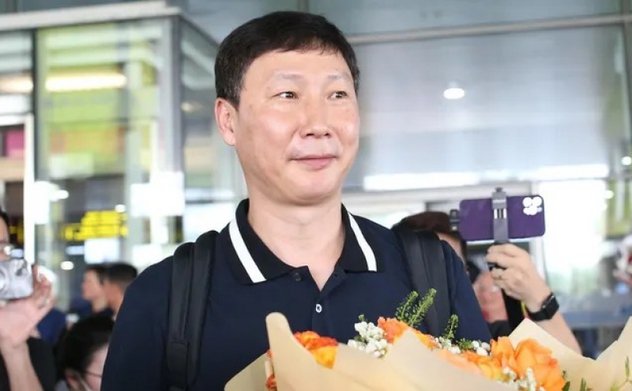 Hôm nay 6/5, HLV Kim Sang Sik chính thức ra mắt ĐT Việt Nam