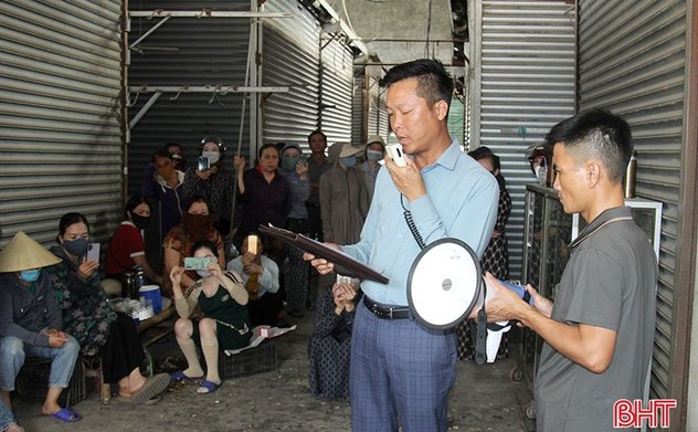 Chấm dứt hoạt động buôn bán tại chợ Giang Đình ở Nghi Xuân 