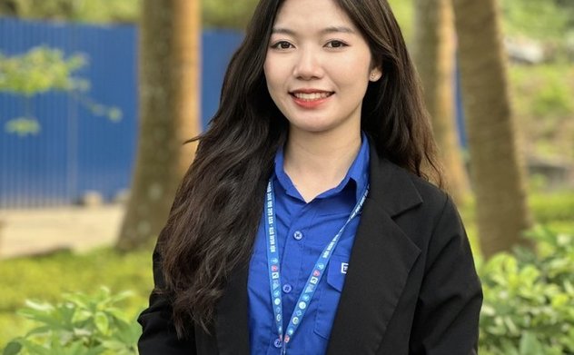 Nữ sinh Bách khoa quê Hà Tĩnh: Mê tin học - lập trình, thích thiện nguyện!