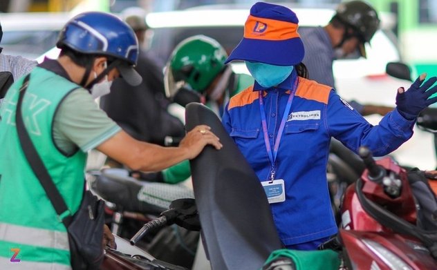 Giá xăng về dưới 22.000 đồng một lít