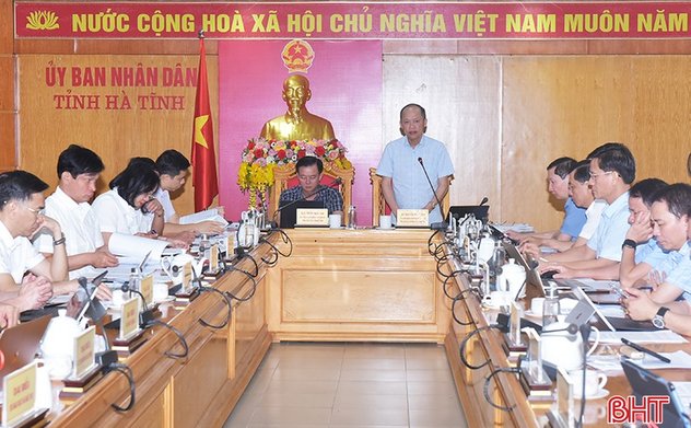 Kịp thời hoàn thiện các báo cáo, dự thảo nghị quyết trình kỳ họp HĐND tỉnh