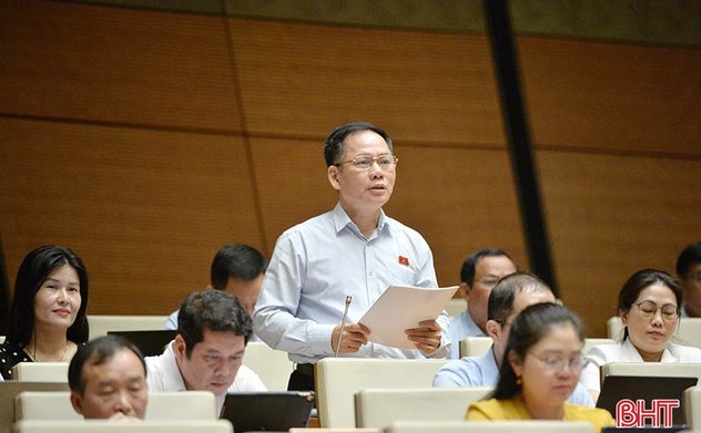 Đoàn ĐBQH Hà Tĩnh thảo luận dự án Luật Công chứng (sửa đổi) 