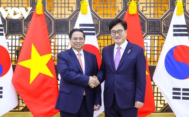 Thủ tướng Phạm Minh Chính hội kiến Chủ tịch Quốc hội Hàn Quốc