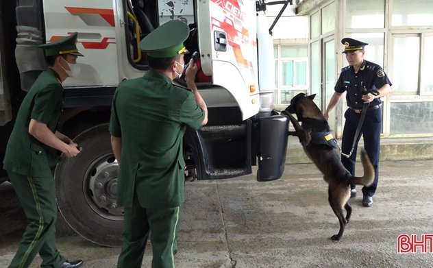 An ninh, an toàn, thông suốt ở Cửa khẩu quốc tế Cầu Treo 