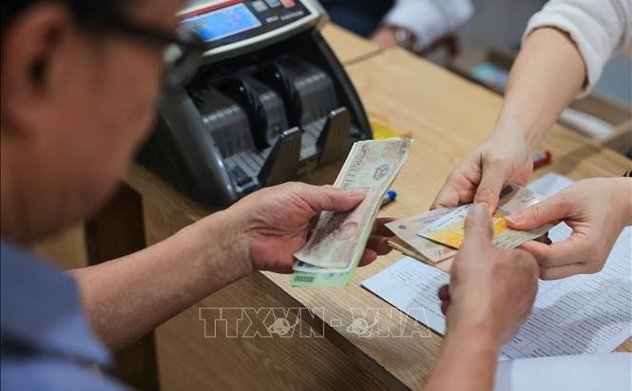 Cán bộ xã già yếu đã nghỉ việc được tăng thêm 15% mức trợ cấp hiện hưởng 