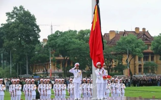 Lễ thượng cờ rủ Quốc tang Tổng Bí thư Nguyễn Phú Trọng tại Quảng trường Ba Đình 