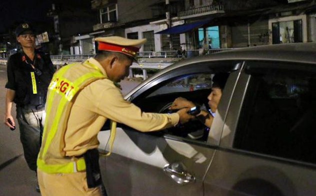 Cục CSGT trả lời một số quy định mới để thực hiện Luật Trật tự, an toàn giao thông đường bộ