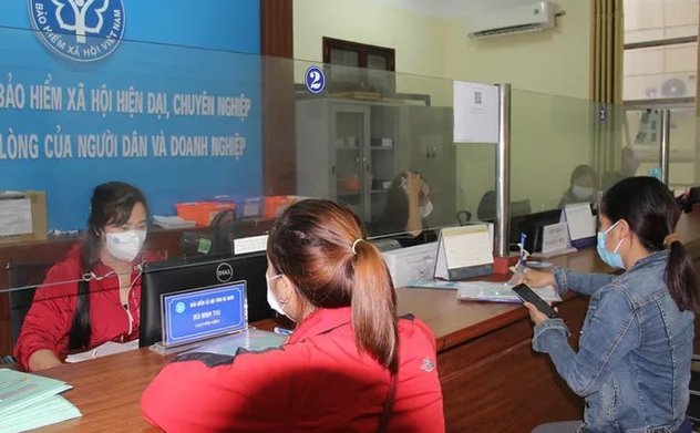 Tổng LĐLĐ Việt Nam đề xuất tăng mức hưởng BHTN lên 75%, Bộ LĐ-TB-XH nói gì?