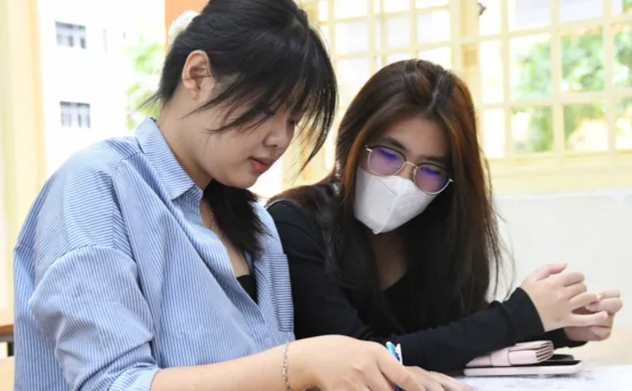 Tân sinh viên trước thềm năm học mới : Niềm vui, sự háo hức xen lẫn với nhiều lo lắng, băn khoăn