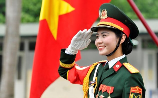 Thống nhất quy định tuổi nghỉ hưu của nam, nữ sĩ quan