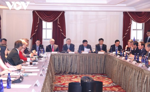 Tổng Bí thư, Chủ tịch nước Tô Lâm dự toạ đàm về phát triển ngành công nghiệp bán dẫn và AI