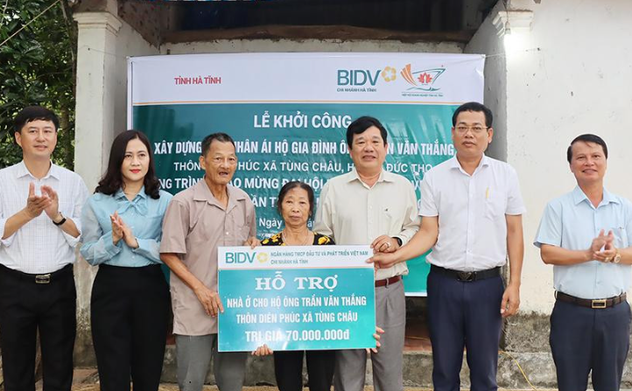 BIDV hỗ trợ xây dựng nhà nhân ái trên địa bàn huyện Đức Thọ