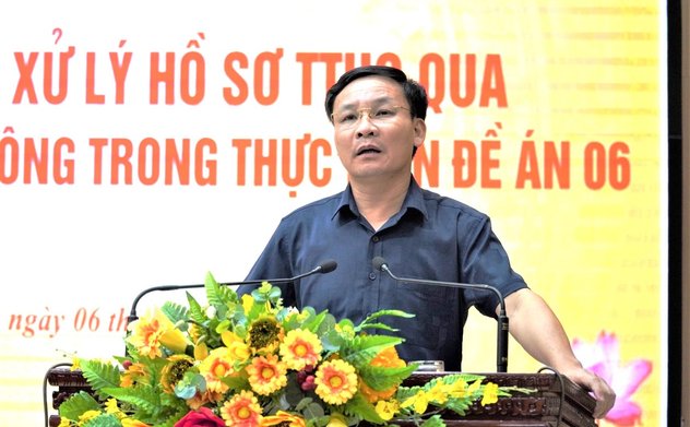 Hương Khê tổ chức tập huấn về tiếp nhận các thủ tục hành chính qua phần mềm DVC, đề án 06 