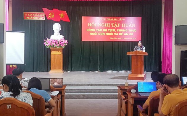 TX Hồng Lĩnh tập huấn nghiệp vụ hộ tịch, chứng thực, nuôi con nuôi và Đề án 06 cho công chức Tư pháp Hộ tịch