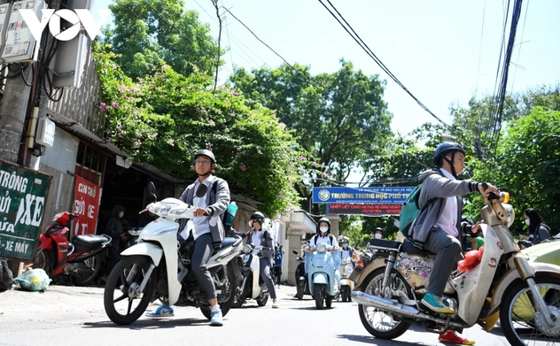 "Giao xe phân khối lớn cho học sinh là vấn đề hết sức nghiêm trọng"