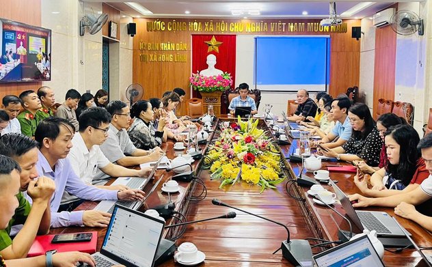 Thị xã Hồng Lĩnh phát động triển khai thực hiện cấp phiếu lý lịch tư pháp trên ứng dụng VneID và Cuộc thi trực tuyến “Tìm hiểu pháp luật về an toàn giao thông”