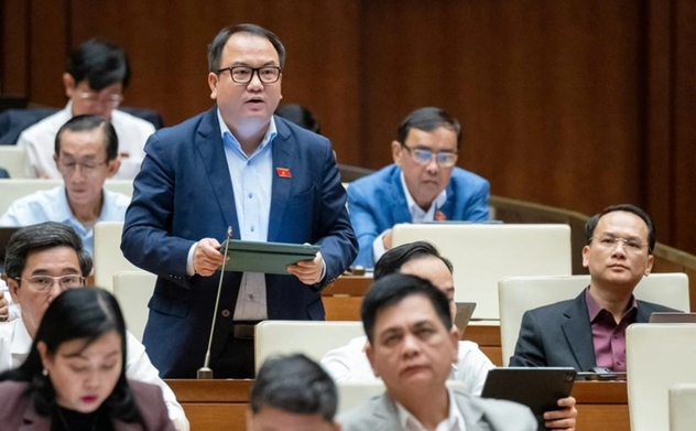 Đại biểu Quốc hội ủng hộ tăng tuổi nghỉ hưu của sĩ quan quân đội