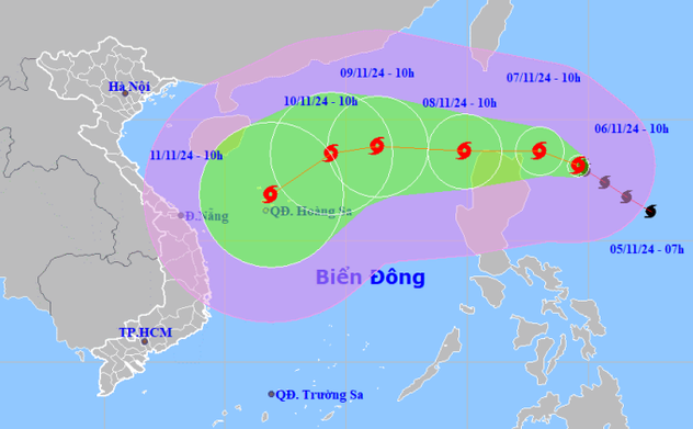 Bão mạnh cấp 13 gần Biển Đông