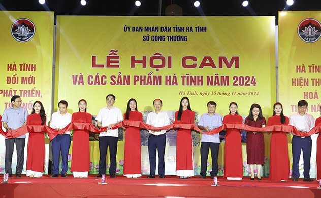 Khai mạc lễ hội Cam và sản phẩm Hà Tĩnh năm 2024 