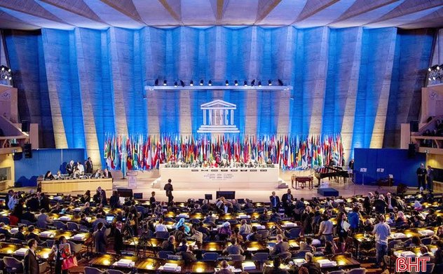 Tiếng búa ghi danh nâng tầm ví, giặm