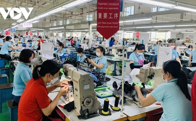 Những nhóm ngành nào có khả năng được nhận thưởng Tết 2025 cao?