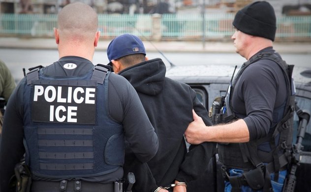 Mỹ cho phép bắt người nhập cư lậu ở nhà thờ, trường học