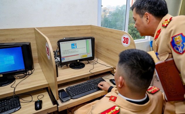 Người có bằng lái xe ô tô sẽ được miễn thi lý thuyết sát hạch xe máy