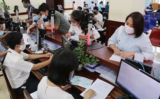 Đề xuất hỗ trợ thêm cho cán bộ nghỉ hưu trước tuổi với mức tối đa 30%