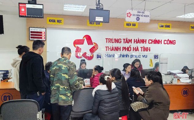 Trung tâm Hành chính công TP Hà Tĩnh làm gì để giảm quá tải?