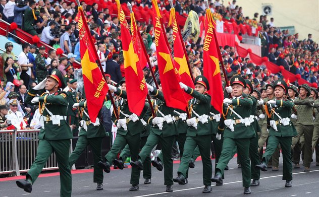 Diễu binh, diễu hành kỷ niệm 30/4 khác duyệt binh như thế nào?