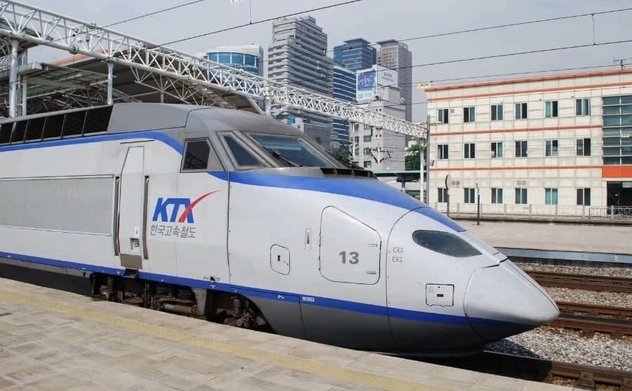 Thủ tướng yêu cầu nghiên cứu đề xuất xây đường sắt tốc độ cao của VinSpeed