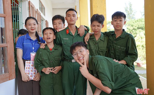 Cảnh giác chiêu trò mạo danh "Học kỳ quân đội", "Học kỳ công an" 