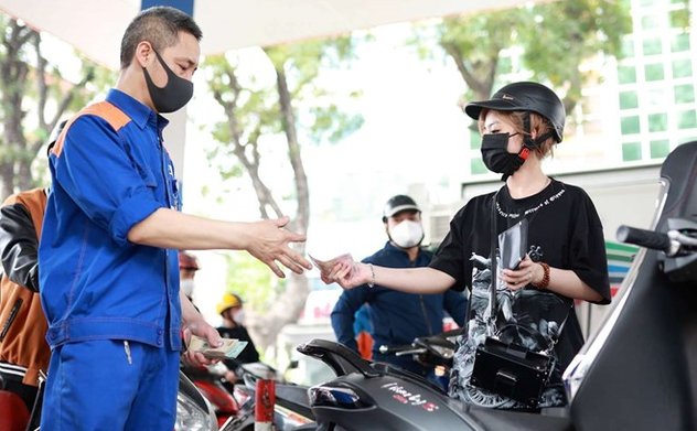 Giá xăng dầu đồng loạt tăng từ chiều nay 