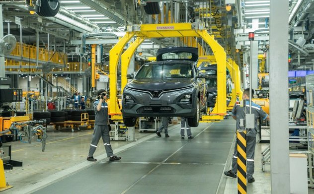 Nhà máy ô tô Vinfast Hà Tĩnh tuyển dụng 1.000 công nhân